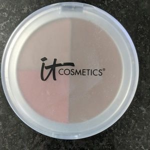 It cosmetics makeup